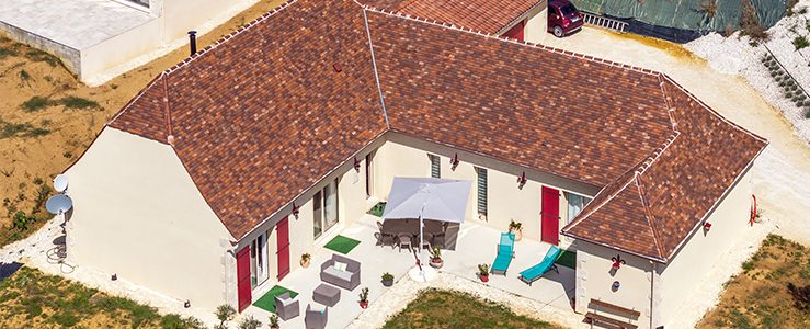 Maison périgourdine en U à Vitrac